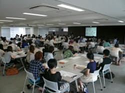 マイナビが夏休みに開いた就活のための啓発セミナー(東京・千代田)