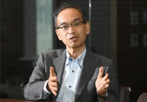 スローンのファイナンスの授業は専門的過ぎて「ほとんど歯が立たなかった」と話す