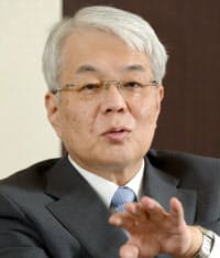 ひがし・かずひろ　1982年（昭57年）上智大経卒、旧埼玉銀行（現りそなHD）入行。2003年執行役、09年副社長、13年4月から現職。福岡県出身。