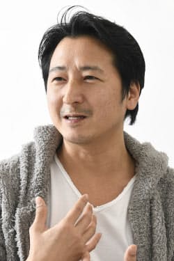 「数学と物理は得意で、国語が大の苦手だった」と振り返る