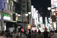 かつても今も不夜城の新宿・歌舞伎町は都会で働く人々を引き付ける