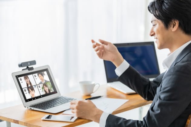 社内でDXを推進する人材は引く手あまたの状態が続く(写真はイメージ) =PIXTA