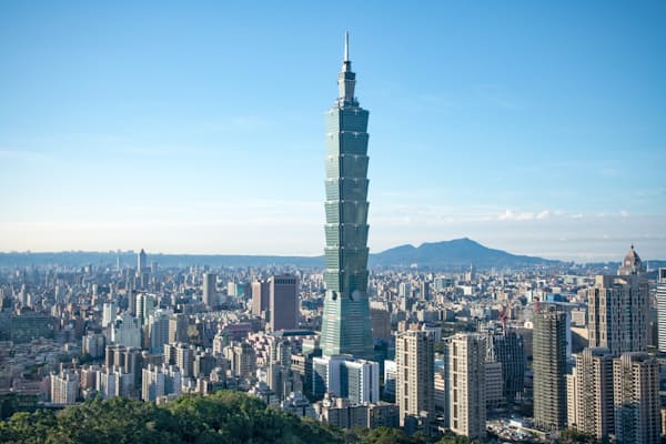 台湾は経済面で世界的存在感を強めている（写真は台北の都心部） =PIXTA