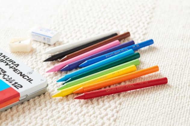 クーピーペンシルは世界初の「全芯タイプの色鉛筆」