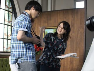 2017年「36.8℃ サンジュウロクドハチブ」撮影現場での安田さん。