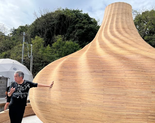 2022年、貝をイメージしたサウナ「SAZAE」が香川県・直島のグランピング施設に完成した