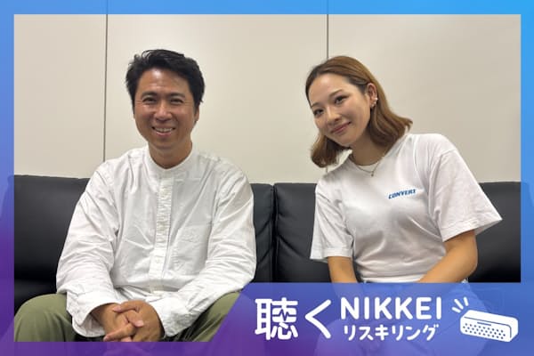 モデルの星南さん(写真右)とMC桜井陽