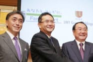 ファミリーマートの沢田氏、中山氏、上田氏(左から)