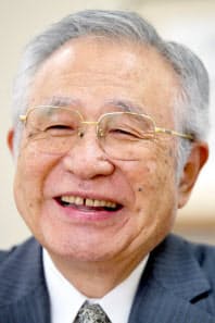 渋谷教育学園理事長　田村哲夫氏