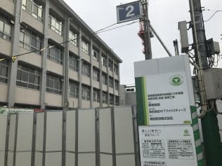 70年事業として、本校舎の隣で新教育棟の建設が進む