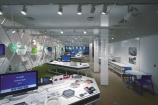 富士フイルムの12のコア技術を展示するオープン・イノベーション・ハブ(東京都港区)=同社提供