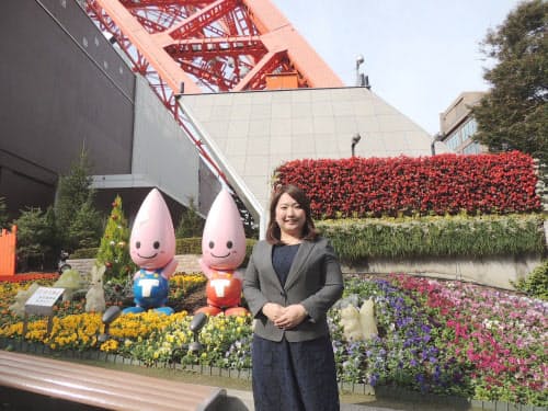 3月3日には特別展望台で新アトラクション「トップデッキツアー」が始まる