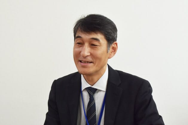 「文武両道は譲れない」と話す本郷中学・高等学校の佐久間昭浩校長