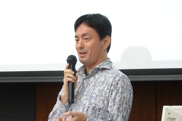 早稲田大学の起業家養成講座で講演するメルカリの山田進太郎会長兼CEO（2018年12月21日）