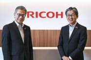 リコージャパン常務執行役員の山田裕治氏(右)とHR・EDTechサポートグループリーダーの高須彰一氏