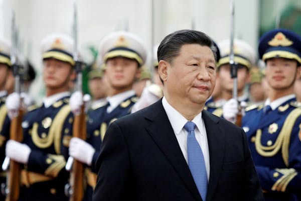 中国の習近平政権は軍事力で南シナ海に押し出す構えを強めている