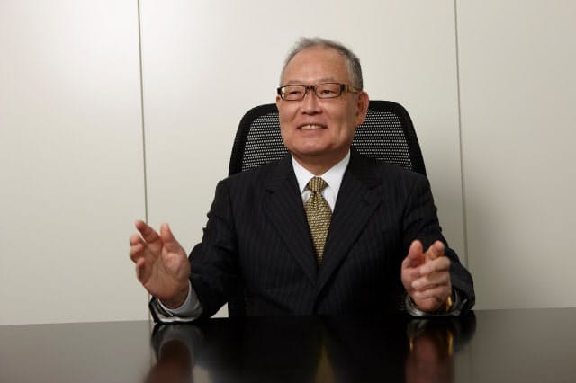 著者の村上憲郎氏はグーグル米国本社兼日本法人社長などを歴任した