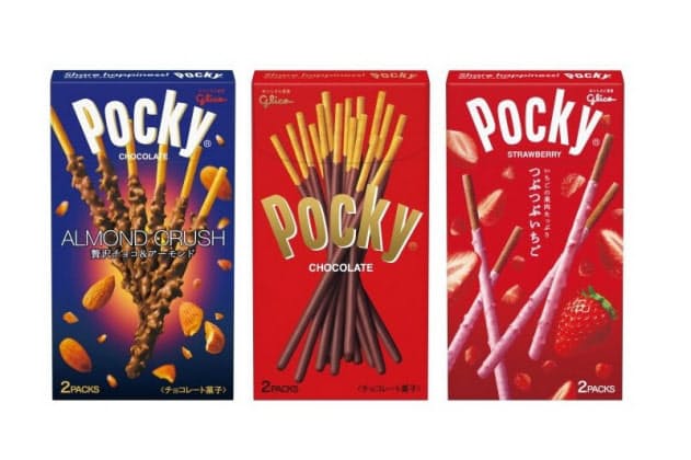 ポッキーは商品のバリエーションを広げ続けている（中央は基本のチョコレート味）