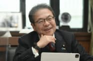 せこう・ひろしげ　1962年生まれ。86年早大政経卒、NTT入社。98年に参院和歌山選挙区で初当選。首相補佐官、内閣官房副長官、総務大臣政務官、経済産業大臣などを歴任。2019年から現職。