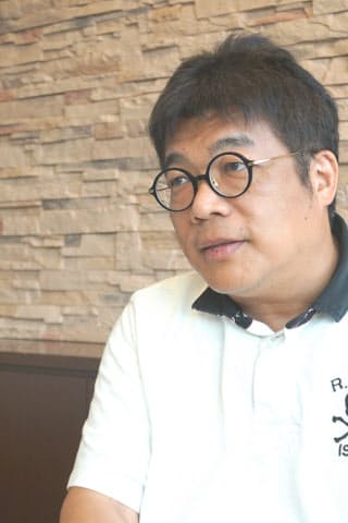 「成績は常にトップだし、周囲からも一目置かれ、言うことなしの生活だったが、制服闘争事件に巻き込まれ状況が一変した」と振り返る